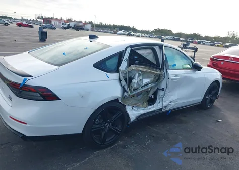 2025 Honda Accord Hybrid Sport-L z USA, uszkodzony, nr VIN 1HGCY2F71SA063998